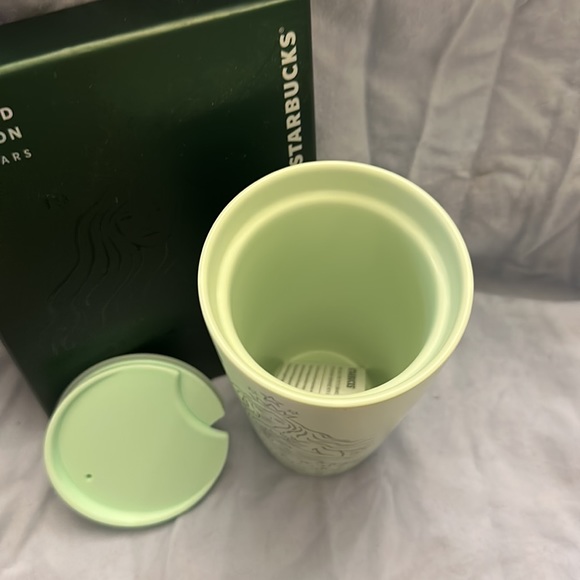 Limited Edition Starbucks ceramic mug - Picture 6 of 8